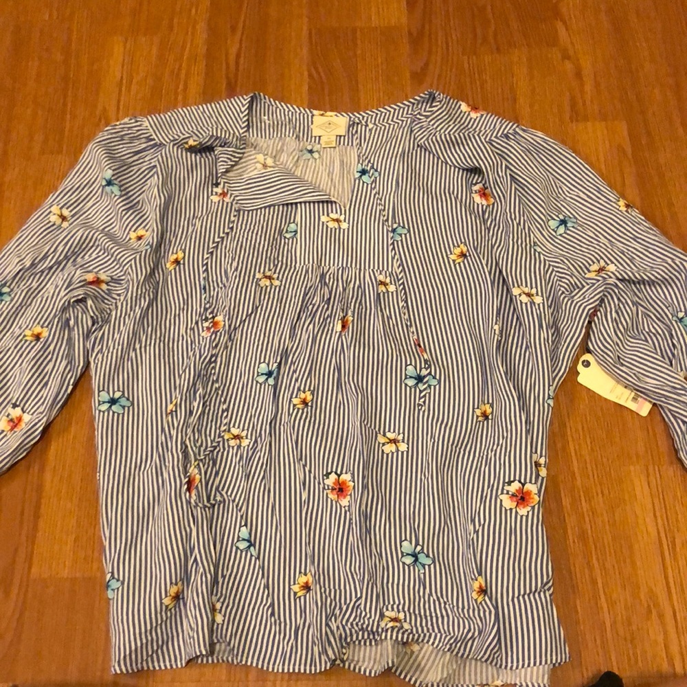 blue and white flower blouse